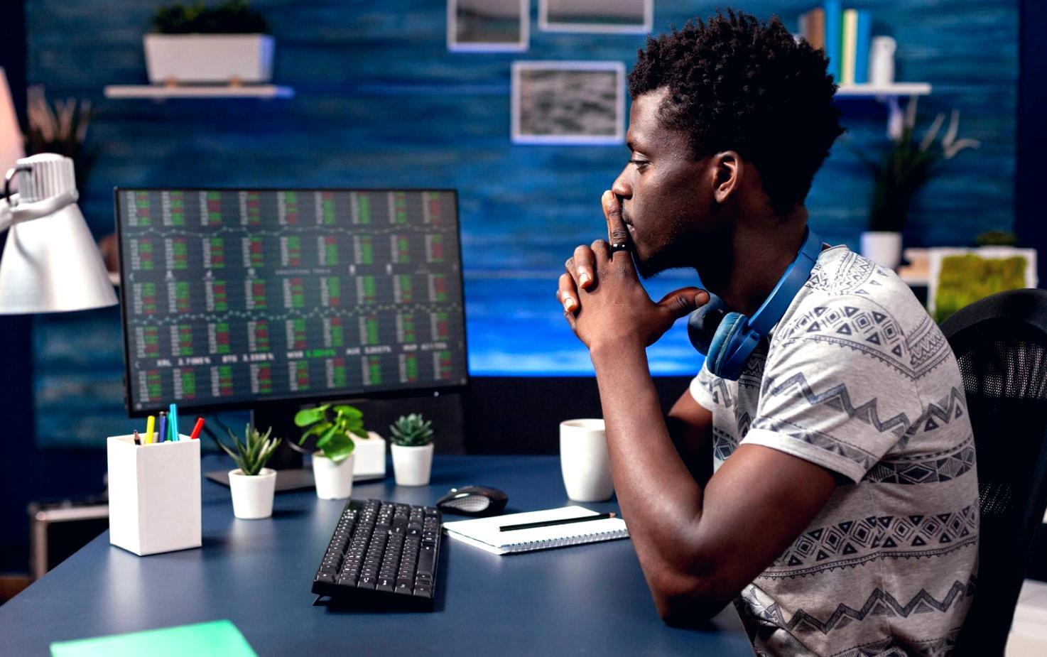 Digitale Lernwerkzeuge und strukturierte Online-Lernumgebung